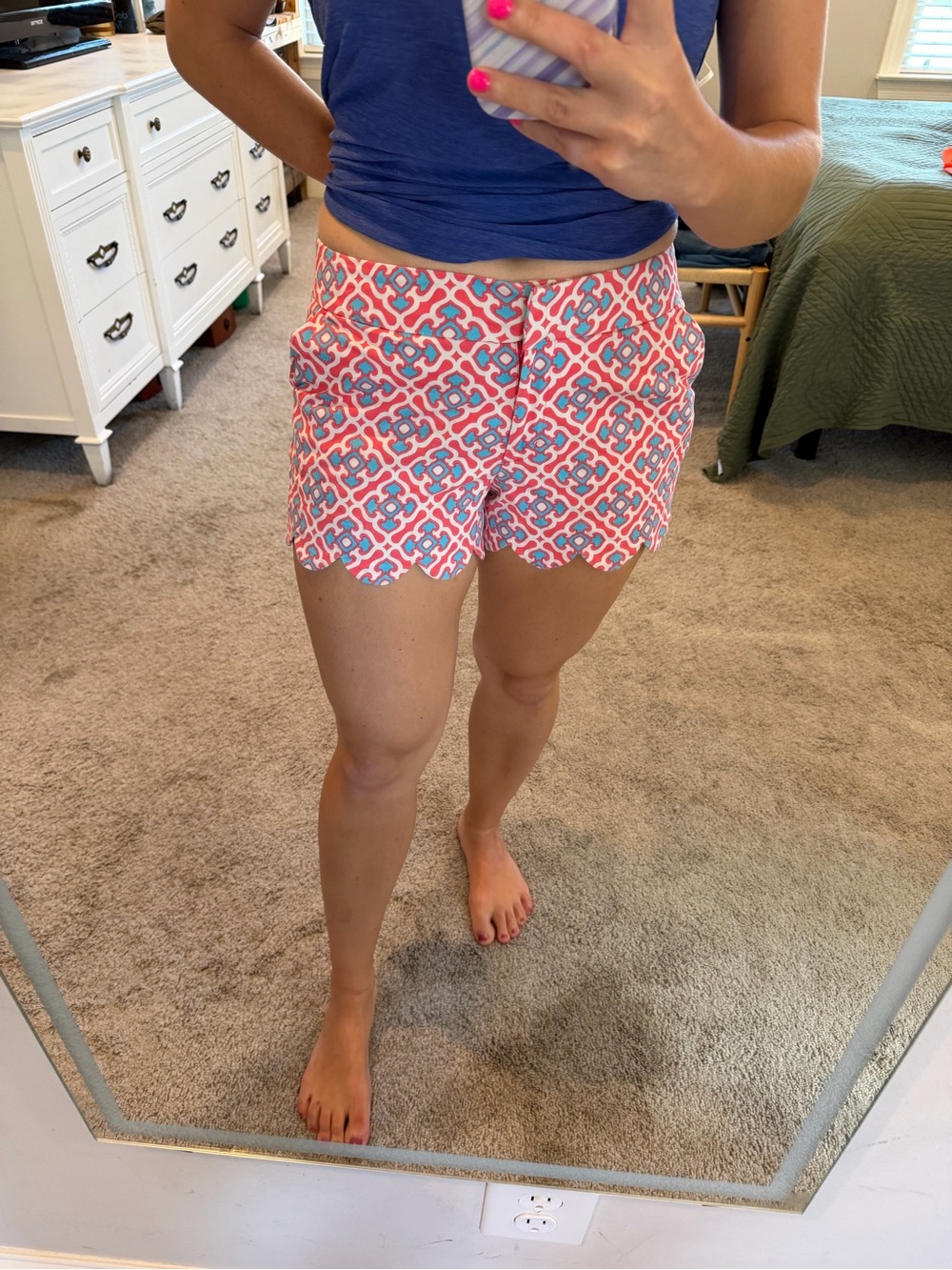 crown & ivy Pink and Blue Scallop Hem Printed Shorts